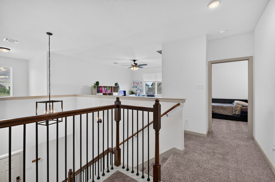 Building Photo - 6508 McGregor Loop