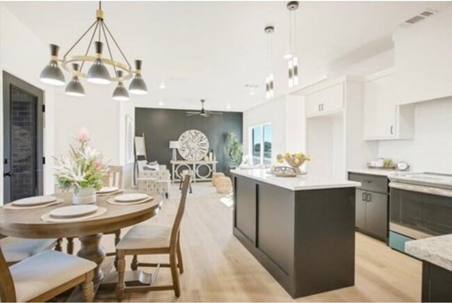 Building Photo - 6918 13th St