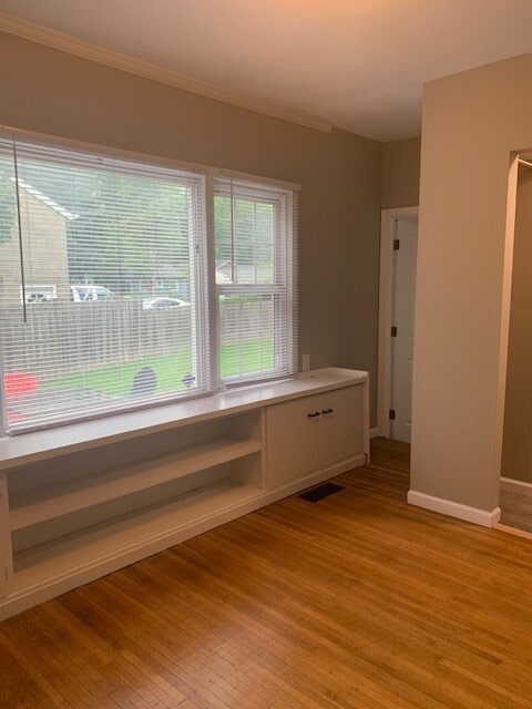 Building Photo - 4703 Sunset Ave