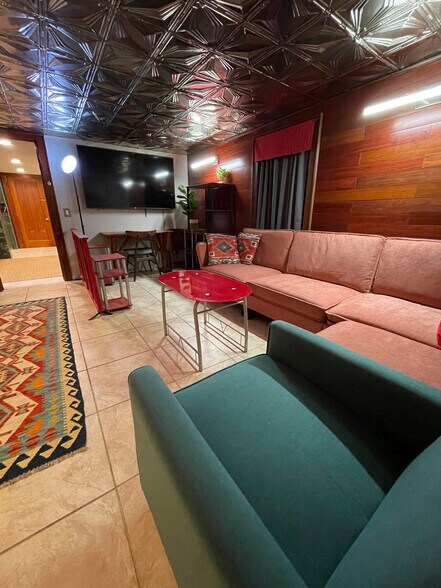 Building Photo - 4778 Rogers Rd