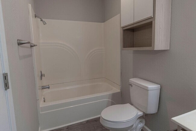 Building Photo - 3408 Balboa Ln