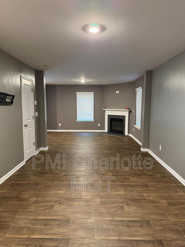 Building Photo - 7129 Finnigan Rd