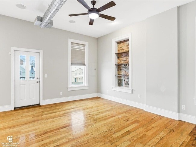 Building Photo - 804 Lapeer Avenue Unit B