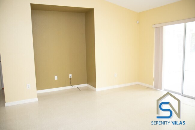Building Photo - 4221 Wooley Ave