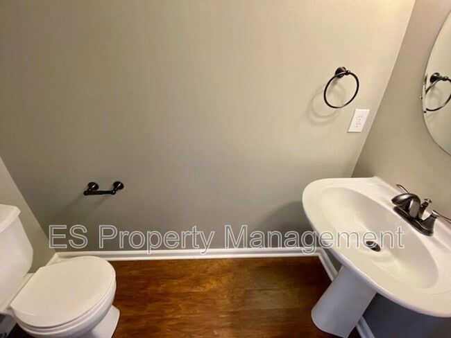 Building Photo - 6629 W Denton Dr