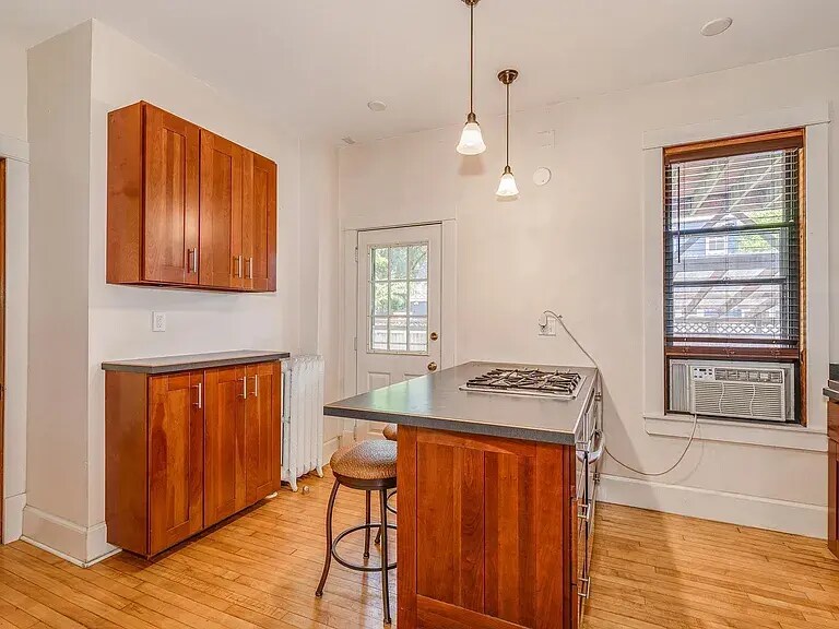 Building Photo - 2829 Pleasant Ave