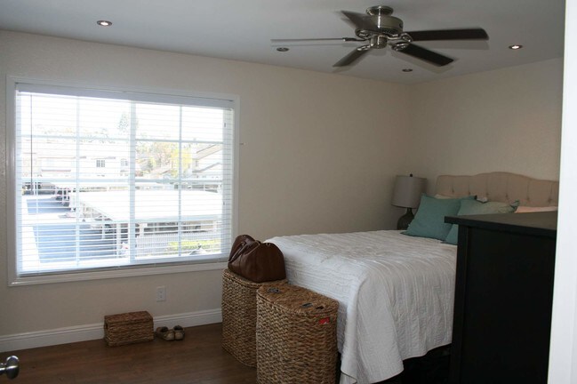 Building Photo - 33 Oxford