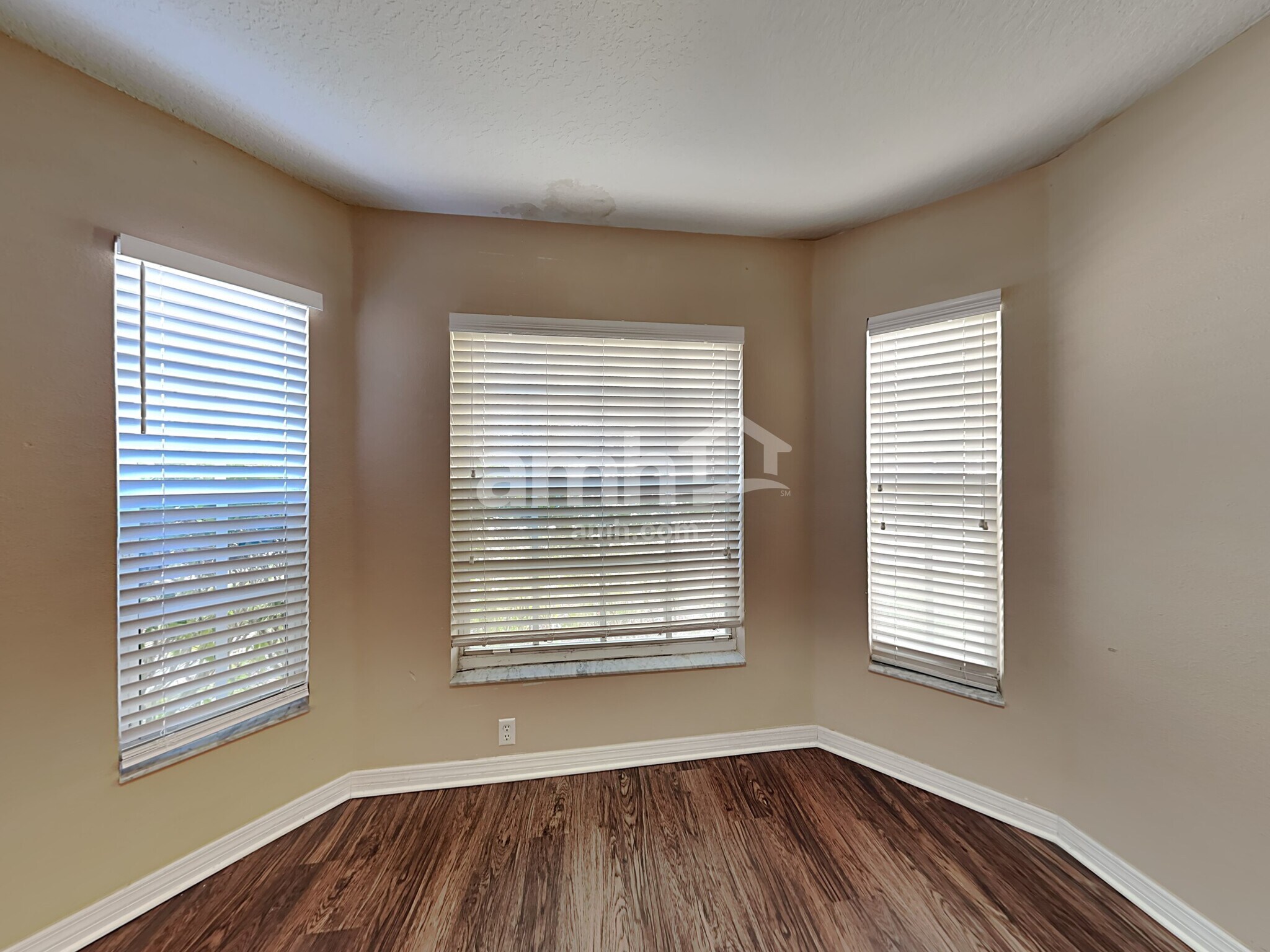 Building Photo - 2739 Pankaw Ln