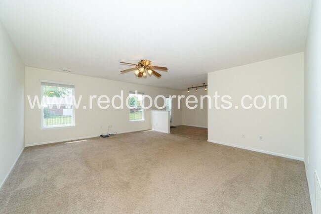 Building Photo - Coming soon! - Comfort & Convenience in Pi...