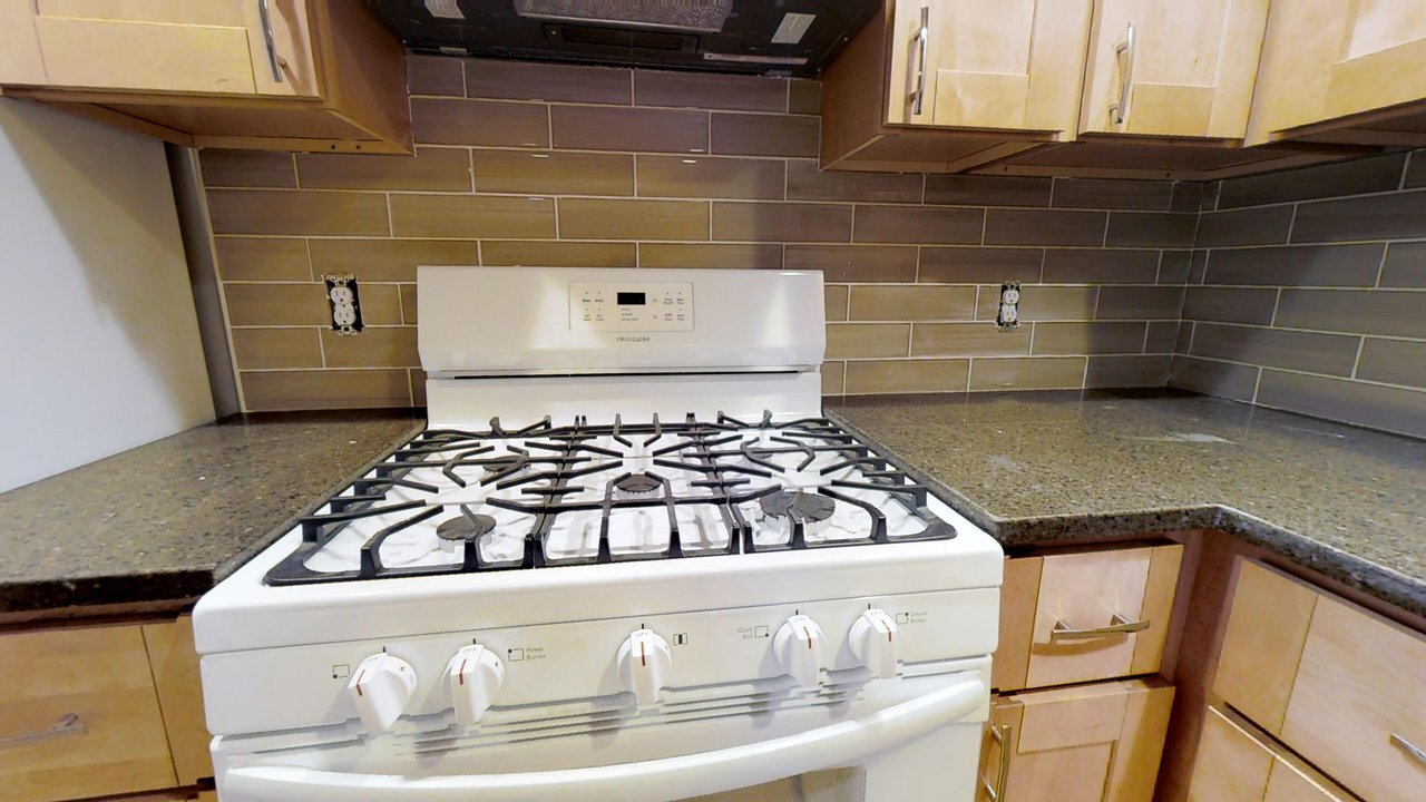 Building Photo - 4201 Roland Ave