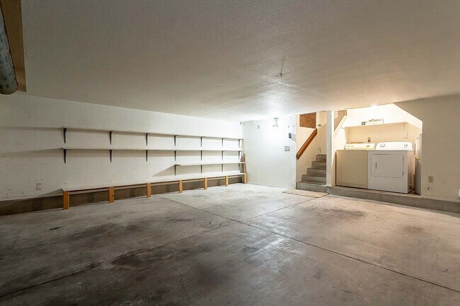 Building Photo - 3874 Paseo de Las Canchas