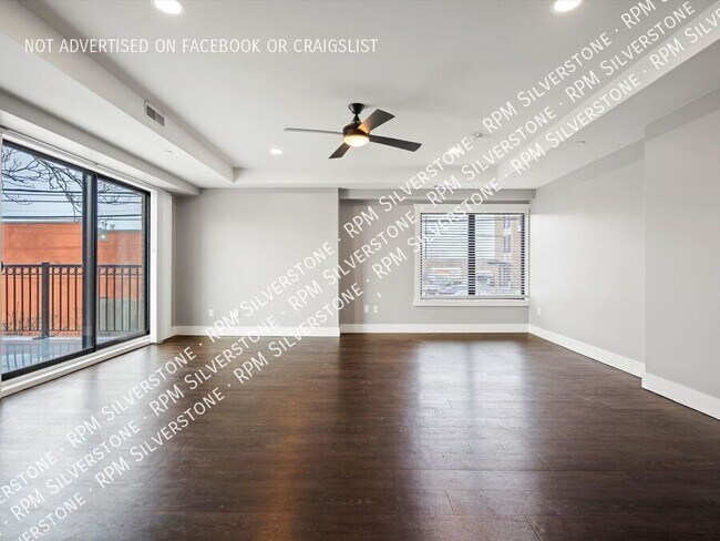 Building Photo - 1401 Walnut Blvd