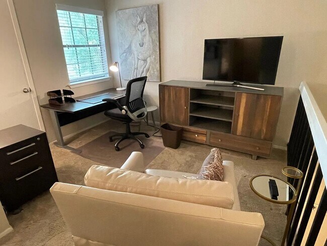 Building Photo - 891 Dublin Dr