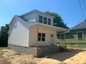 Building Photo - 1111 Tree Street