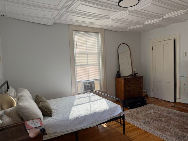 Building Photo - 31 Merrimack St