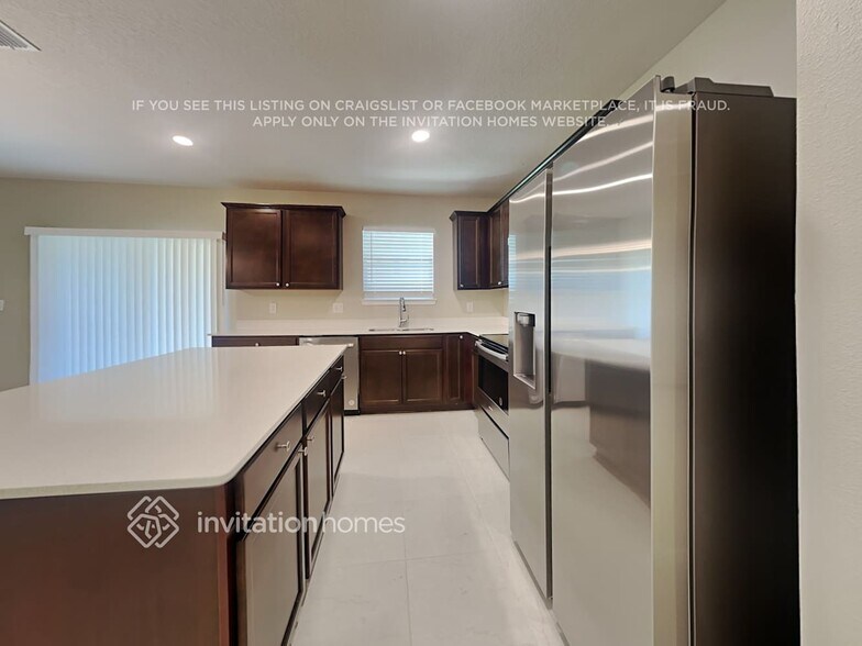 Building Photo - 3815 Spruce Creek Dr