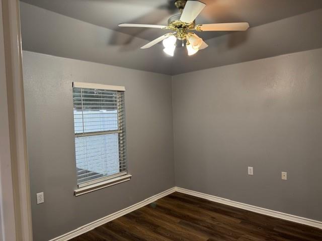 Building Photo - 105 Cobblestone Dr W