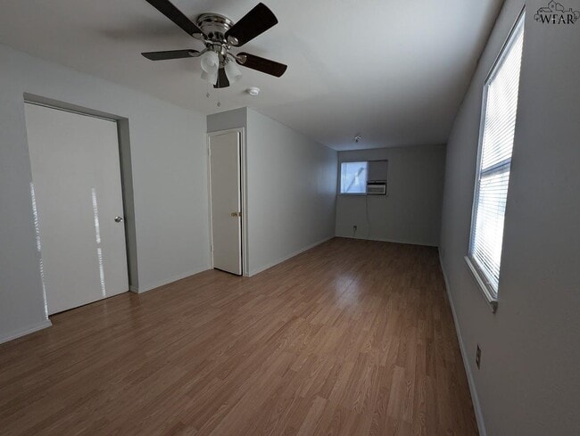 Building Photo - 2306 Garfield St