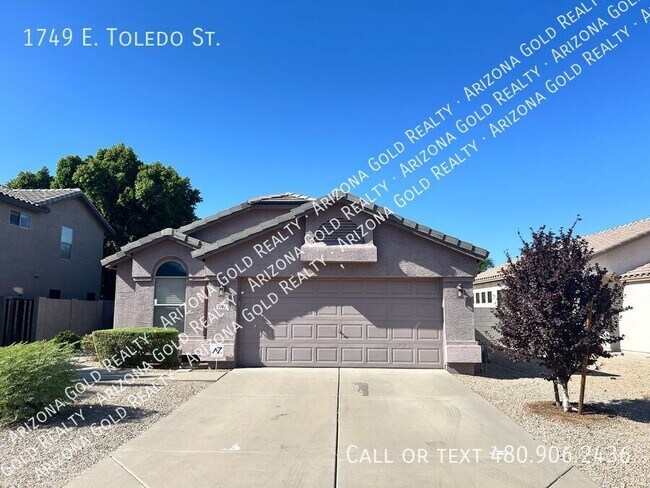 Primary Photo - 1749 E Toledo St