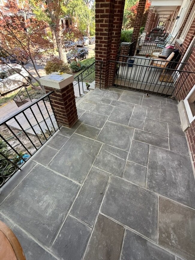Building Photo - UPDATED 4/BR in Glover Park!