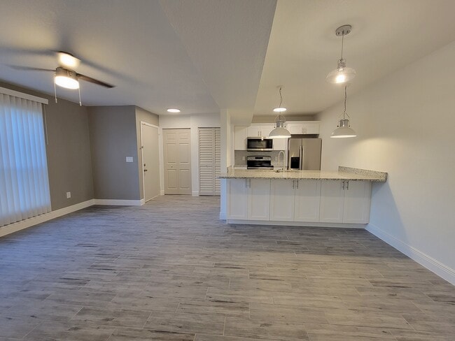 Building Photo - 455 US-19 ALT