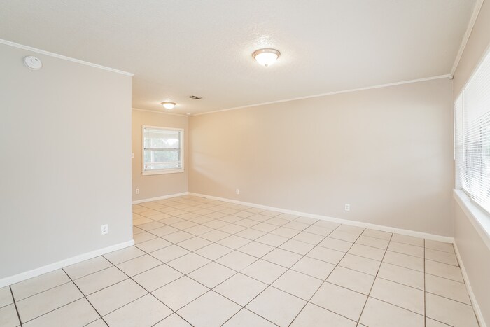 Building Photo - 6049 Cedar Hills Blvd