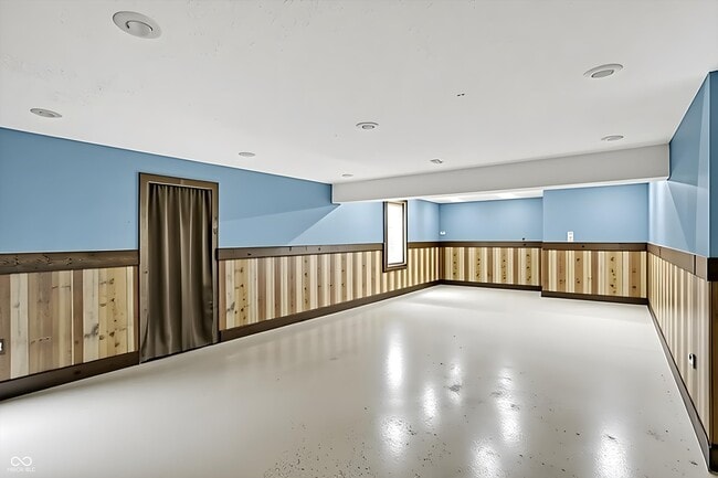 Building Photo - 2161 Silver Rose Dr