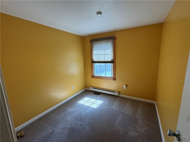 Building Photo - 3059 Hayfield Ln