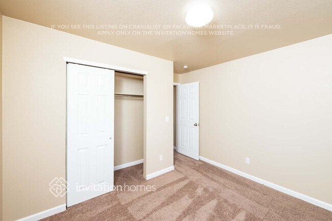 Building Photo - 2871 S Argonne St