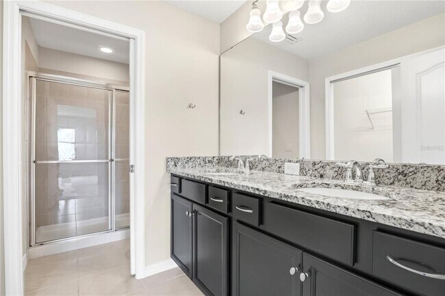 Building Photo - 2406 Dubai St