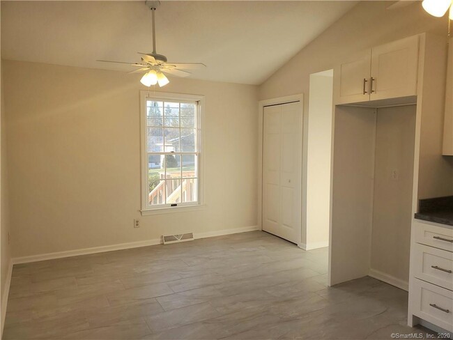 Building Photo - 241 Mill St