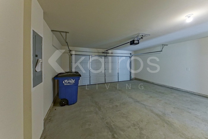 Building Photo - 605 Ivy Brook Way