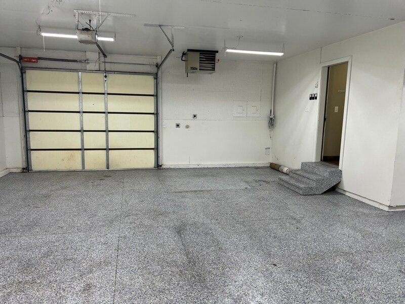 Building Photo - 5223 S 4700 W