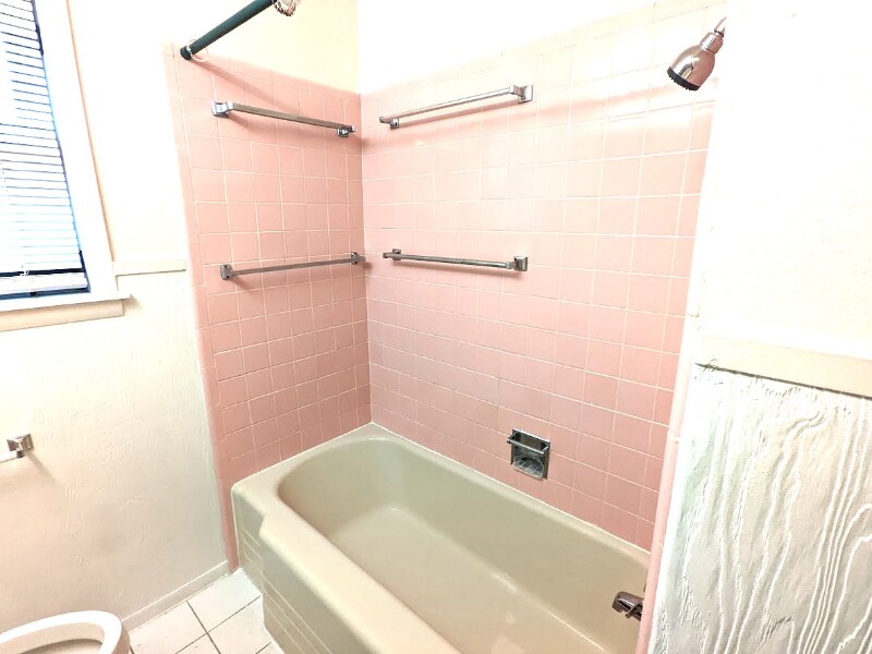 Building Photo - 3755 Elmer Ln