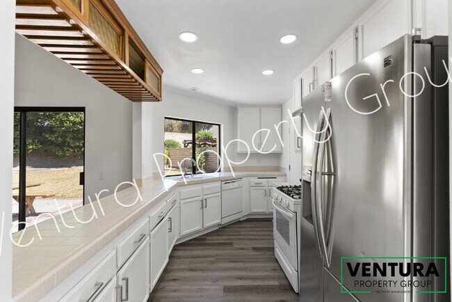 Building Photo - 15427 Kernvale Ave