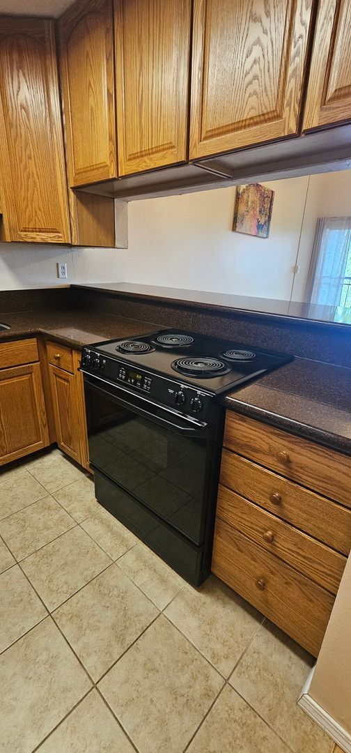 Building Photo - Clear Acre Condominiums