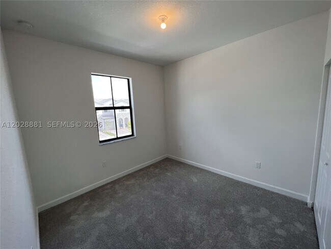 Building Photo - 23464 SW 129th Ave