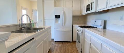 Building Photo - 10976 Ivy Hill Dr