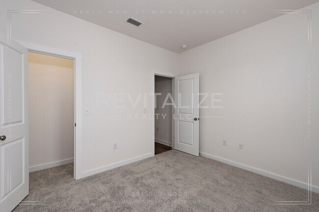 Building Photo - New Construction 4 Bed 3 Bath Home in Foley