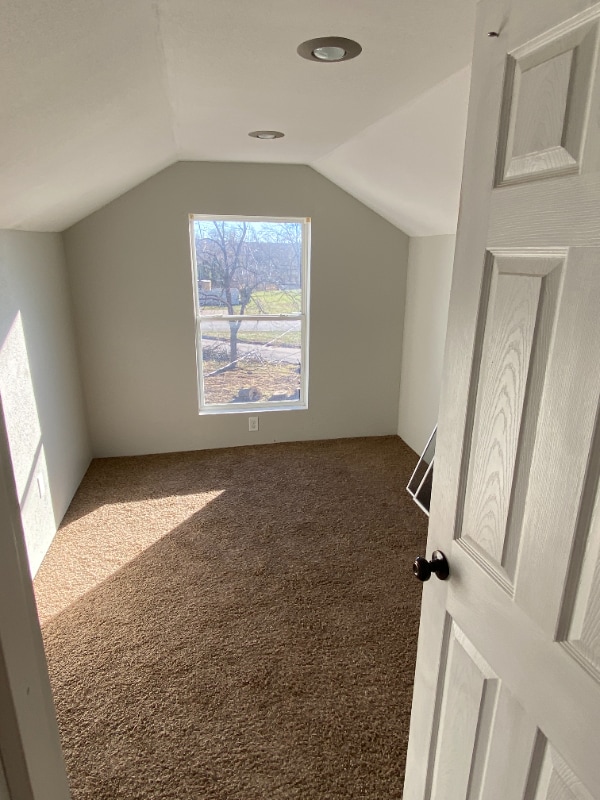 Building Photo - 3215 Schaeffer Dr SW