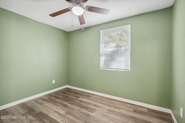 Building Photo - 3Bd Rental Available, Minutes from San Marco!