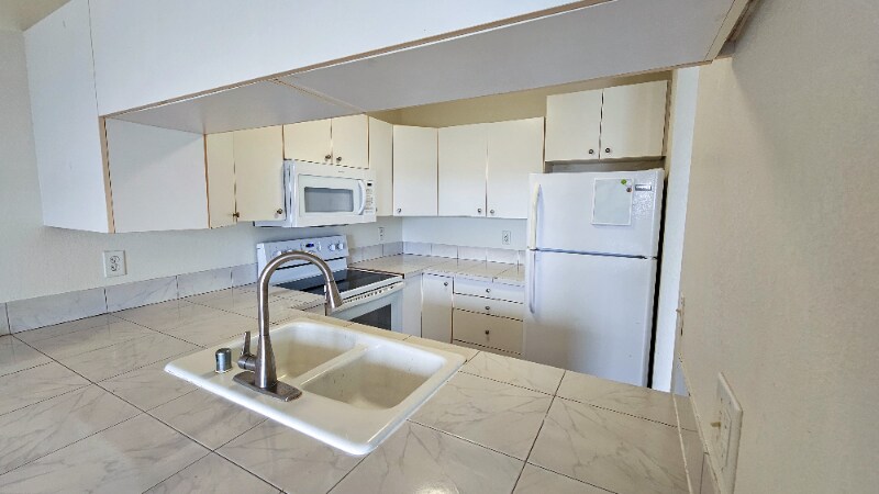 Building Photo - 77-6573-6573 Sea View Cir