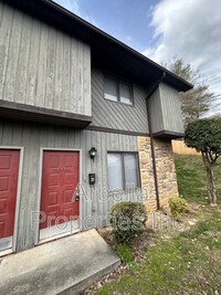Building Photo - 537 Scott County Rd
