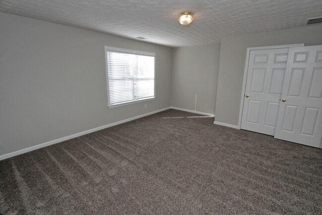 Building Photo - 3508 Hill Pond Dr NE