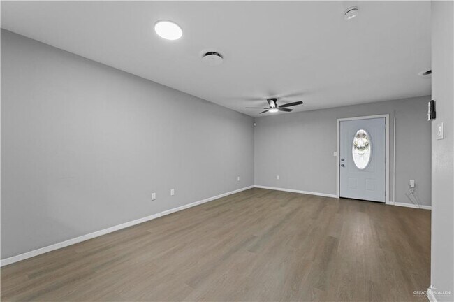 Building Photo - 401 N 41st St
