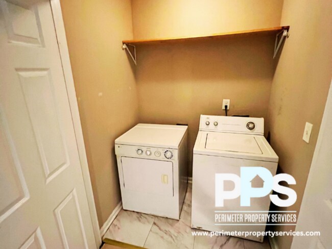 Building Photo - 2504 Oldknow Dr