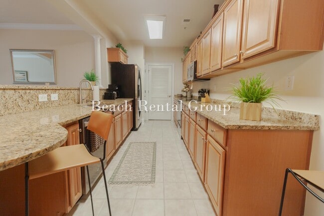 Building Photo - 2180 Waterview Dr