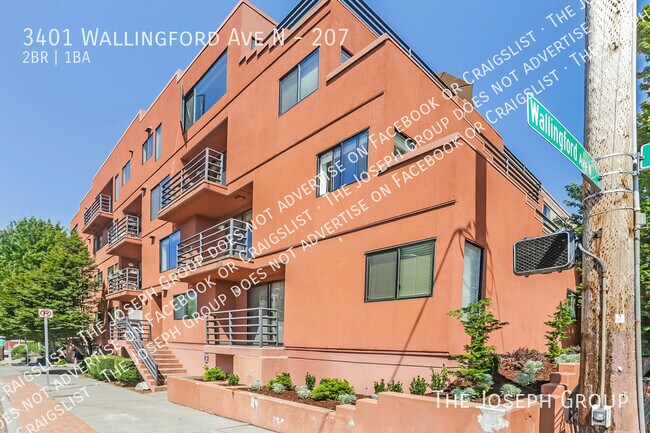 Building Photo - 3401 Wallingford Ave N