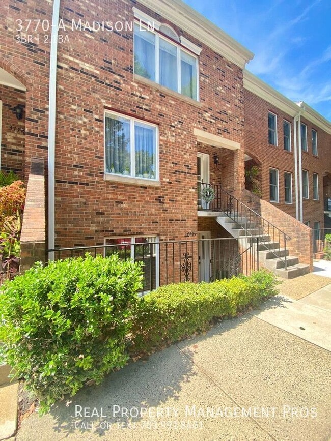 Building Photo - 3770 Madison Ln