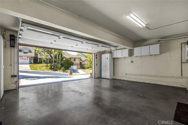 Building Photo - 22253 Drums Ct
